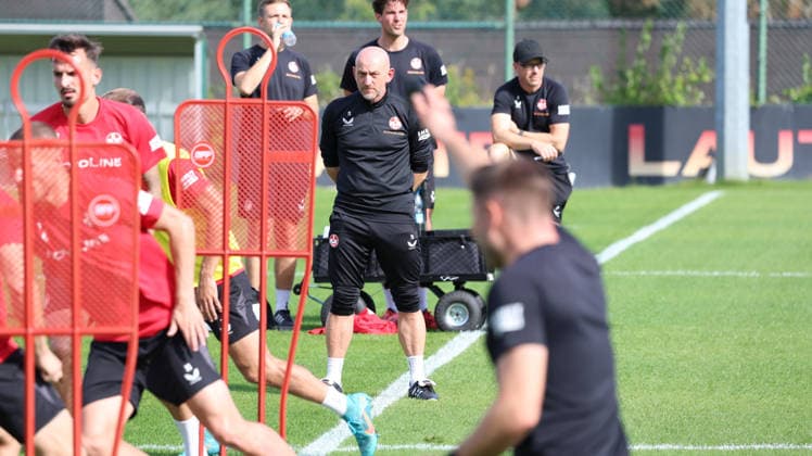15.09.2026, xrekx, Fussball 2.Bundesliga , 1.FC Kaiserslautern - Training v.l. Torsten Lieberknecht Trainer (1.FC Kaiserslautern) Kaiserslautern