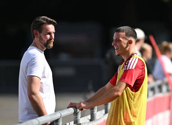 15.09.2026, xophax, Fussball 1.Bundesliga, 1.FC Koeln Training . Thomas Kessler ( 1.FC Köln ) , links und Said El Mala , rechts ( 1.FC Köln ) (DFL DFB REGULATIONS PROHIBIT ANY USE OF PHOTOGRAPHS as IMAGE SEQUENCES and or QUASI-VIDEO) Koeln