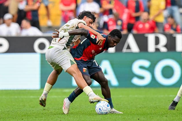 GenoaÕs Samuel Wiafe fights for the ball during the Italian Cup soccer match between Genoa and Sudtirol at the Luigi Ferraris Stadium in Genoa, Italy - Tuesday, September 15, 2026. - Soccer .  Copyright: xTanoxPecoraro LaPressex