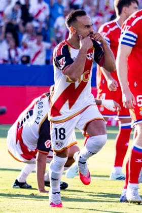 Rayo Vallecano v Espanyol - La Liga EA Sports 2026 27 September 15, 2026, Estadio Butarque, Leganes, Madrid, Spain: Alvaro Garcia of Rayo Vallecano celebrates his goal during La Liga EA Sports match between Rayo Vallecano and Espanyol at Estadio Butarque on September 15, 2026 in Leganes, Madrid, Spain. Leganes Estadio Butarque Madrid Spain Copyright: xAlejandroxMatiasxAcostax