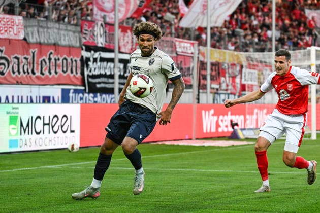 Fußball I Herren I Saison 2026-2027 I Regionalliga I 9. Spieltag I Hallescher FC - FC Carl Zeiss Jena I 15.09.2026 Kevin Lankford (7, FC Carl Zeiss Jena) Freisteller, Nahaufnahme, Porträt, Portrait, Einzelfoto, Einzelbild, Körper Halle (Saale) Leuna-Chemie-Stadion Sachsen-Anhalt Deutschland Copyright: xLobeca InesxHähnelx