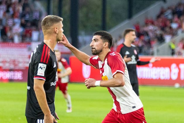 15.09.2026, Fussball, GER, Saison, 3.Liga, Saision 2026 2027, 06. Spieltag, SSV Jahn Regensburg - Fortuna Düsseldorf Jubel nach dem 1:0 durch Nassim Boujellab (SSV Jahn Regensburg) DFL REGULATIONS PROHIBIT ANY USE OF PHOTOGRAPHS AS IMAGE SEQUENCES AND OR QUASI-VIDEO.