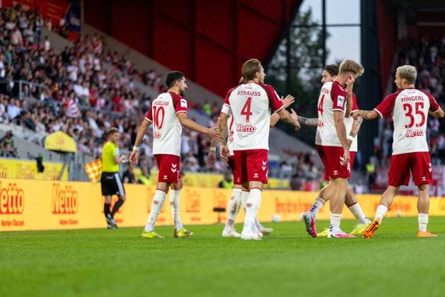 15.09.2026, Fussball, GER, Saison, 3.Liga, Saision 2026 2027, 06. Spieltag, SSV Jahn Regensburg - Fortuna Düsseldorf Jubel nach dem 1:0 durch Nassim Boujellab (SSV Jahn Regensburg) DFL REGULATIONS PROHIBIT ANY USE OF PHOTOGRAPHS AS IMAGE SEQUENCES AND OR QUASI-VIDEO.