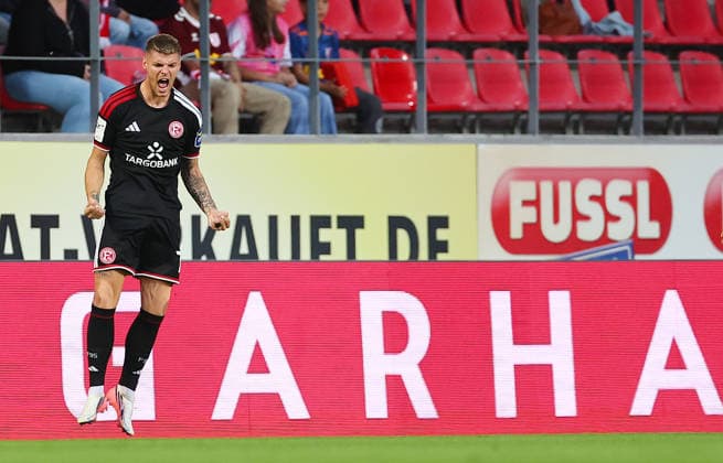 Football german 3. Liga Jahn Regensburg vs Fortuna Dusseldorf Wekesser Erik of Fortuna Dusseldorf celebrates after scoring 1-1 during the 3. Liga football match between Jahn Regensburg and Fortuna Dusseldorf at Jahn Stadium in Regensburg , Bayern , Germany . September 15th , 2026 Copyright: xDavidexEliasx