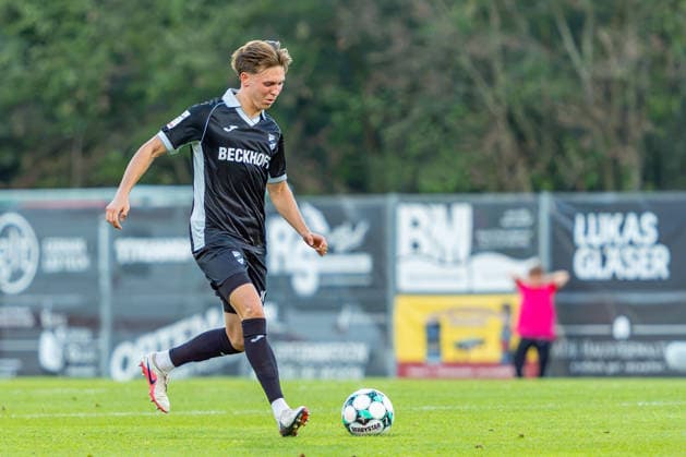 3. Liga: SG Sonnenhof Großaspach vs. Sportclub Verl; 15.09.2026 Aspach, GERMANY - 15. September 2026: Paul Lehmann (Sportclub Verl, 14) während dem Match zwischen dem SG Sonnenhof Großaspach und dem Sportclub Verl am 06. Spieltag der 3. Liga in der WIRmachenDRUCK Arena. Copyright: xBEAUTIFULxSPORTS Steinx