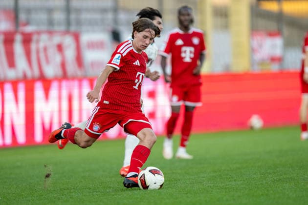 Bohdan Olychenko 8 (FC Bayern Muenchen Amatuere), FC Bayern II vs. FC Augsburg II, Fussball, Regionalliga Bayern, 9. Spieltag, 15.09.2026 DFB regulations prohibit any use of photographs as image sequences and or quasi-video Muenchen Bayern Deutschland