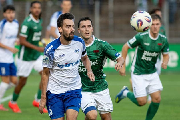 1. FC 1905 Schweinfurt vs. FV Illertissen, Sachs-Stadion Football, Regionalliga Bayern 1. FC 1905 Schweinfurt vs. FV Illertissen 15 Sep 2026 Sachs-Stadion , Schweinfurt, Germany Image: Marco Hingerl (FVI) in action against Nils Piwernez (FC05). DFL REGULATIONS PROHIBIT ANY USE OF PHOTOGRAPHS AS IMAGE SEQUENCES AND OR QUASI-VIDEO Copyright: xPresseFotoxEvansx