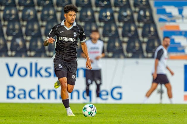 3. Liga: SG Sonnenhof Großaspach vs. Sportclub Verl; 15.09.2026 Aspach, GERMANY - 15. September 2026: Andre Leipold (Sportclub Verl, 20) während dem Match zwischen dem SG Sonnenhof Großaspach und dem Sportclub Verl am 06. Spieltag der 3. Liga in der WIRmachenDRUCK Arena. Copyright: xBEAUTIFULxSPORTS Steinx