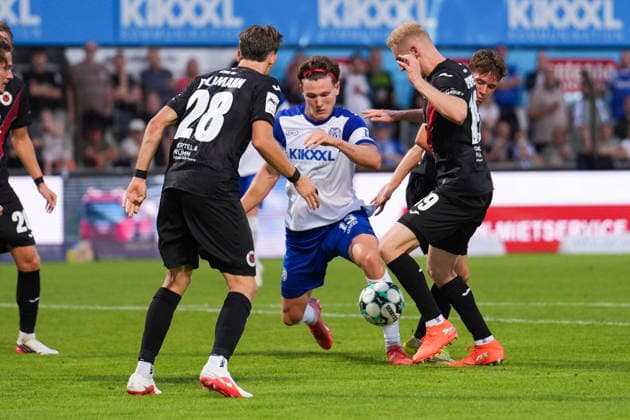Deutschland: Fussball, 3. Liga, 6. Spieltag, Hänsch-Arena, Emslandstadion, Landkreis Emsland, Niedersachsen, Englische Woche, SV Meppen vs. Viktoria Köln: Richard Meier (SV Meppen, 13) Copyright: xMichelxWittex