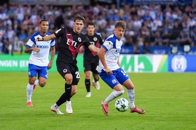 Deutschland: Fussball, 3. Liga, 6. Spieltag, Hänsch-Arena, Emslandstadion, Landkreis Emsland, Niedersachsen, Englische Woche, SV Meppen vs. Viktoria Köln: Thorben Deters (SV Meppen, 14) Copyright: xMichelxWittex