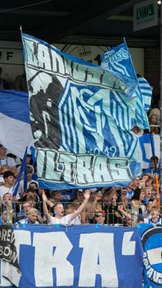15.09.2026, Hänsch-Arena, Meppen, GER, 3. Liga, 6. Spieltag: SV Meppen vs Viktoria Köln, SVM-Fans mit Ultras-Fahne DFL REGULATIONS PROHIBIT ANY USE OF PHOTOGRAPHS AS IMAGE SEQUENCES AND OR QUASI-VIDEO. Meppen Niedersachsen Hänsch-Arena