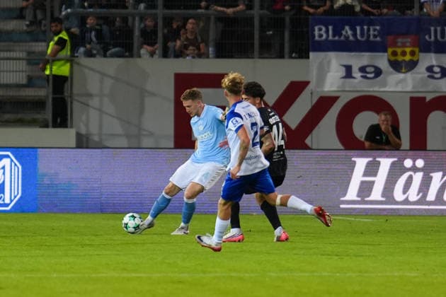 Deutschland: Fussball, 3. Liga, 6. Spieltag, Hänsch-Arena, Emslandstadion, Landkreis Emsland, Niedersachsen, Englische Woche, SV Meppen vs. Viktoria Köln: Julius Pünt (SV Meppen, 44) Copyright: xMichelxWittex