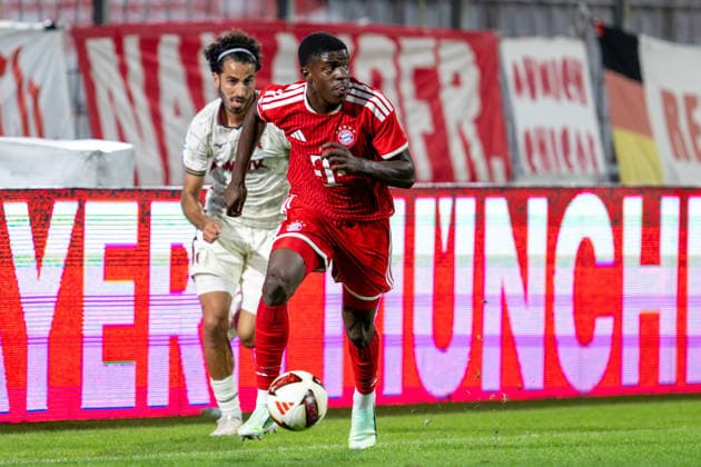 Cassiano Tomas Kiala 4 (FC Bayern Muenchen Amatuere), FC Bayern II vs. FC Augsburg II, Fussball, Regionalliga Bayern, 9. Spieltag, 15.09.2026 DFB regulations prohibit any use of photographs as image sequences and or quasi-video Muenchen Bayern Deutschland