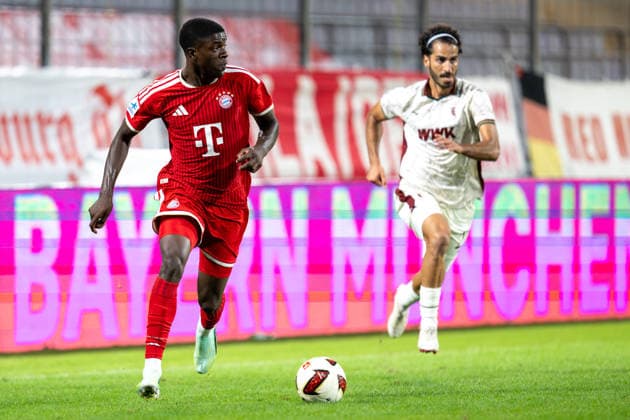 Cassiano Tomas Kiala 4 (FC Bayern Muenchen Amatuere), FC Bayern II vs. FC Augsburg II, Fussball, Regionalliga Bayern, 9. Spieltag, 15.09.2026 DFB regulations prohibit any use of photographs as image sequences and or quasi-video Muenchen Bayern Deutschland