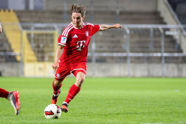 Bohdan Olychenko 8 (FC Bayern Muenchen Amatuere), FC Bayern II vs. FC Augsburg II, Fussball, Regionalliga Bayern, 9. Spieltag, 15.09.2026 DFB regulations prohibit any use of photographs as image sequences and or quasi-video Muenchen Bayern Deutschland