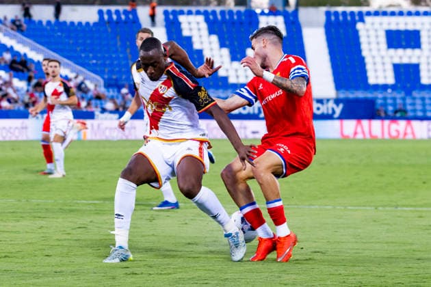 Rayo Vallecano v Espanyol - La Liga EA Sports 2026 27 September 15, 2026, Estadio Butarque, Leganes, Madrid, Spain: Roberto Fernandez of Espanyol scores his goal during La Liga EA Sports match between Rayo Vallecano and Espanyol at Estadio Butarque on September 15, 2026 in Leganes, Madrid, Spain. Leganes Estadio Butarque Madrid Spain Copyright: xAlejandroxMatiasxAcostax