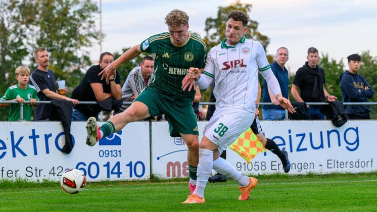 15.09.2026 - Fussball - Saison 2026 2027 - Regionalliga Bayern - 09. Spieltag: SC Eltersdorf - VfB Eichstätt - JoTe - xjoxtex - Felix Rippert (42, SC Eltersdorf ) Jens Schüler (38,VfB Eichstätt )