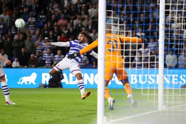 Jamie Reid of Reading shoots and misses a chance Reading v Brentford, Carabao Cup Third Round, Football, Select Car Leasing Stadium, Reading, UK, 15 09 2026, England - 15 Sep 2026Reading Select Car Leasing Stadium England United Kingdom EDITORIAL USE ONLY No use with unauthorised audio, video, data, fixture lists, club league logos or live services. Online in-match use limited to 120 images, no video emulation. No use in betting, games or single club league player publications. Copyright: xHanc WiredxPhotos Shutterstockx 17152833l