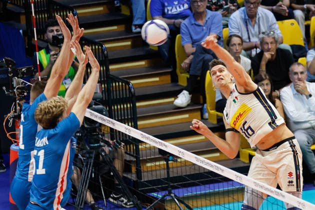 Italy™s Yuri RomanÃ² during a Men™s Euro pool A volleyball match between Czech Republic and Italy in Modena, Italy - September 15, 2026  Copyright: xLucaxDiliberto xLaPressex