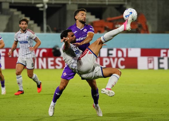Fiorentina™s Joao Mario Neto fight for the ball with Pisa™s Pascal Marcel Leris during the Coppa Italia Frecciarossa soccer match between Fiorentina and Pisa at - Artemis Franchi Stadium in Florence (FI), center of Italy, Tuesday , September 15, 2026.  Copyright: xMarcoxBucco LaxPressex