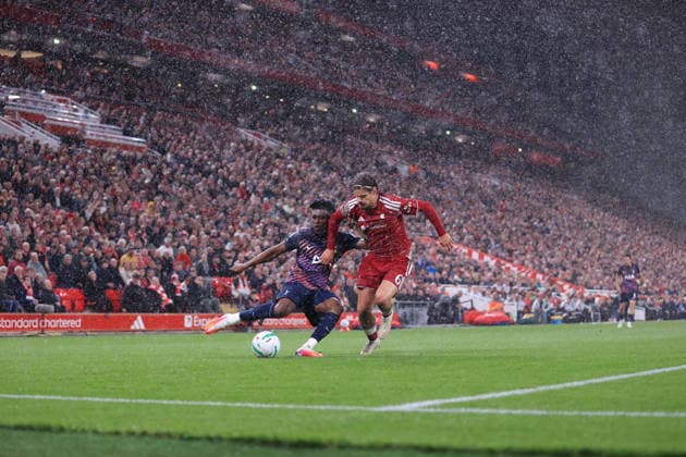 Football - Carabao Cup - 3rd Round - Liverpool v Tottenham Hotspur 15th September 2026 - Carabao Cup - 3rd Round - Liverpool v Tottenham Hotspur - Mohammed Kudus of Tottenham Hotspur battles with Milos Kerkez of Liverpool in the rain - Photo: Simon Stacpoole Offside. Liverpool UK Copyright: xSimonxStacpoolexOffside
