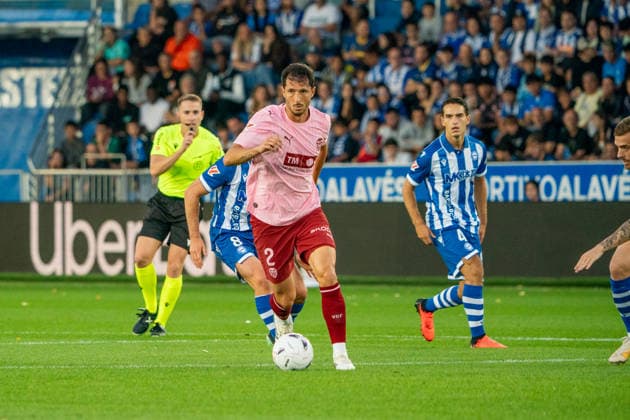 ESP: LaLiga EA Sports Deportivo Alaves v Valencia CF Guido Rodriguez of Valencia CF during LaLiga EA Sports between Deportivo Alaves v Valencia CF played at Mendizorroza Stadium in Vitoria Gasteiz on September 15, 2026 in Spain VITORIA Spain Futbol Copyright: xAgenciaxLOFx