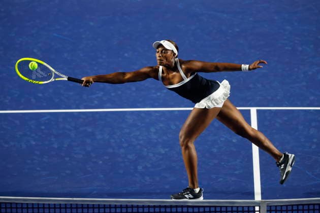 Guadalajara Open WTA, Tennis Damen 500 - Day 4 Sloane Stephens of the USA in action against Janice Tjen of Indonesia during their match at the Guadalajara Open WTA 500 in Guadalajara, Jalisco, Mexico, 15 September 2026. Guadalajara Mexico  Copyright: xFRANCISCOxGUASCOx