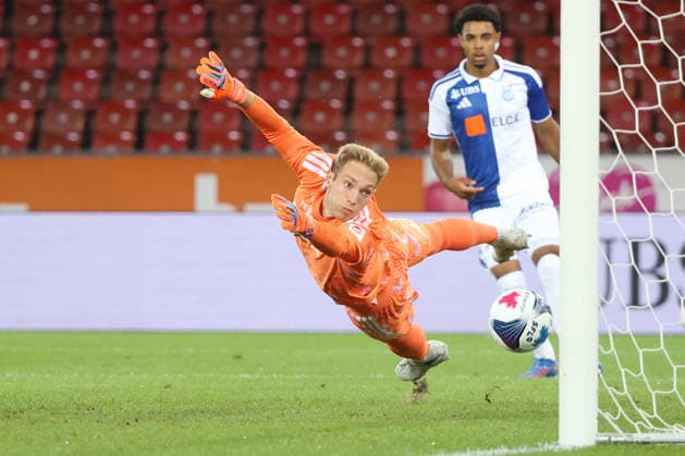 15.09.2026 Zuerich , SCHWEIZ, Stadion Letzigrund Zuerich Fussball Saison 2026 2027 Herren Fussball Super League Grasshopper Club Zuerich - FC Sion Torwart Marvin Huebel (GC)