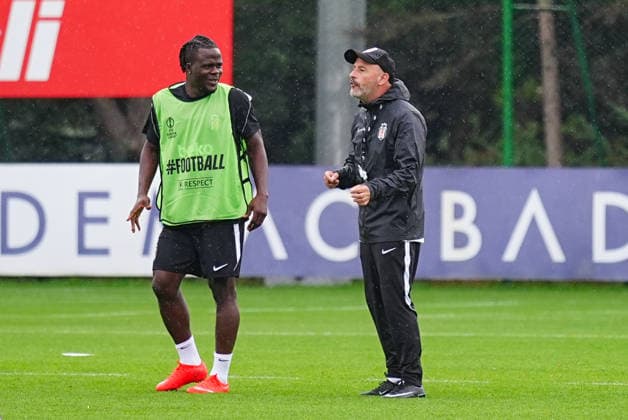 Ahead of Besiktas v Olympique de Marseille - UEFA Europa League ISTANBUL, TURKIYE - SEPTEMBER 16: Vincenzo Italiano head coach of Besiktas leads a training session ahead of UEFA Europa League match between Besiktas and Olympique de Marseille in Istanbul, Turkiye on September 16, 2026. Adem Kutucu Anadolu Istanbul Turkey. Editorial use only. Please get in touch for any other usage.  Copyright: x2026xAnadoluxAdemxKutucux