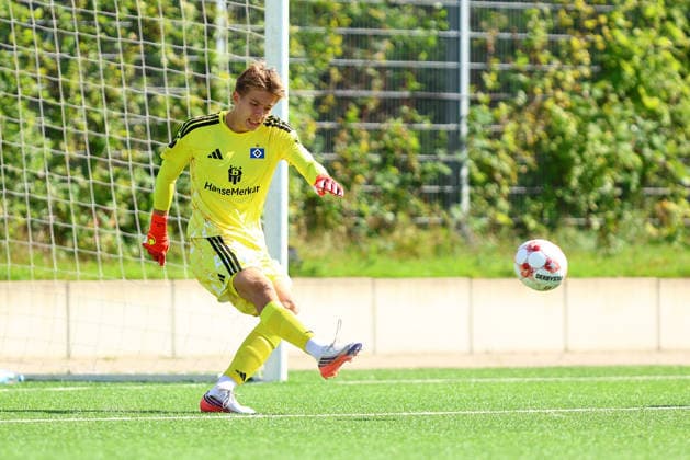 1 Colin Poppelbaum (Hamburger SV U21, U 21 Fußball I Herren I Regionalliga Nord I Saison 2026-2027 I 9. Spieltag I Hamburger SV U21 - FC St. Pauli U23 I 16.09.2026 I Stadion Hoheluft