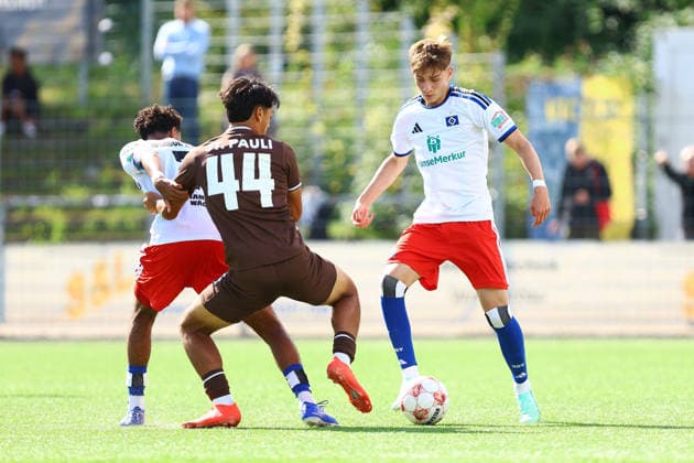 20 Mads Bröcker (Hamburger SV U21, U 21 Fußball I Herren I Regionalliga Nord I Saison 2026-2027 I 9. Spieltag I Hamburger SV U21 - FC St. Pauli U23 I 16.09.2026 I Stadion Hoheluft