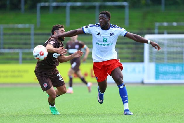 11 Kelvin Oluwasijibomi Ojo (Hamburger SV U21, U 21 , 21 Kenan Aydin (FC St. Pauli U23) Fußball I Herren I Regionalliga Nord I Saison 2026-2027 I 9. Spieltag I Hamburger SV U21 - FC St. Pauli U23 I 16.09.2026 I Stadion Hoheluft