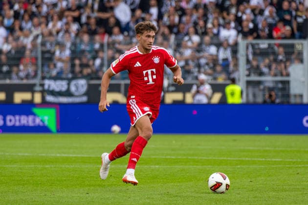 13.09.26 SV Elversberg - FC Bayern München Deutschland, Elversberg, 13.09.2026, Fussball, Bundesliga, Saison 2026 2027, SV Elversberg - FC Bayern München: Tom Bischof (FC Bayern München).