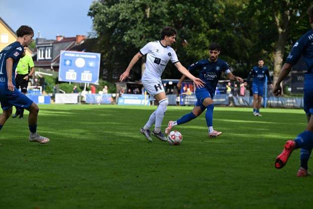 16.09.2026, GER, Fussball, Regionalliga Nord, 9.Spieltag, Saison 2026 2027, Bremen, Stadion am Panzenberg, Bremer SV vs VfB Oldenburg, Vjekoslav TARITAS ( VfB Oldenburg 7 ) Bremen Stadion am Panzenberg Bremen Deutschland Copyright: xnordphotoxGmbHx xRojahnx