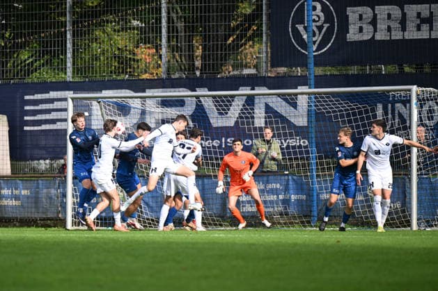 16.09.2026, GER, Fussball, Regionalliga Nord, 9.Spieltag, Saison 2026 2027, Bremen, Stadion am Panzenberg, Bremer SV vs VfB Oldenburg, Tor 0 zu 1 durch Marc SCHRÖDER SCHROEDER ( VfB Oldenburg 20) Bremen Stadion am Panzenberg Bremen Deutschland Copyright: xnordphotoxGmbHx xRojahnx