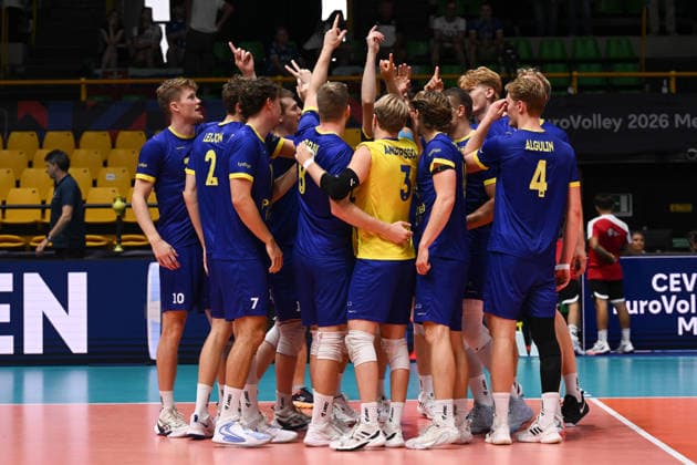 260916 Players of Sweden celebrate after the CEV EuroVolley 2026 group stage volleyball match between Sweden and Slovakia on September 16, 2026 in Modena. Photo: Matteo Gribaudi BILDBYRAN COP 18 XY0130 volleyboll volleyball volleyboll-em sverige slovakien cev eurovolley 2026 sweden slovakia bbeng jubel Copyright: MATTEOxGRIBAUDI BB260916BB220