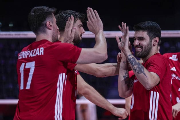 Turkiye v Latvia - CEV EuroVolley 2026 Men CLUJ-NAPOCA, ROMANIA - SEPTEMBER 16: Players of Turkiye celebrate after a point during the CEV 2026 European Men s Volleyball Championship Group D match between Turkiye and Latvia at BT Arena in Cluj-Napoca, Romania, on September 16, 2026. Osmancan Gurdogan Anadolu Cluj Napoca Romania. Editorial use only. Please get in touch for any other usage.  Copyright: x2026xAnadoluxOsmancanxGurdoganx