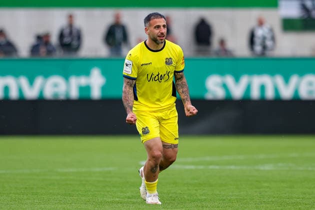 2026.09.16, xkwix, Fußball, 3.Liga, Preußen Muenster - 1. FC Saarbruecken, Preußenstadion, 6.Spieltag, Saison 2026 2027: Calogero Rizzuto (1. FC Saarbruecken 7) jubelt nach vorlage beim Tor zum 0:1 durch Alexander Staff (1. FC Saarbruecken 29) DFB regulations prohibit any use of photographs as image sequences and or quasi-video. Photo: xKamilxWilkowskixPressefotoKochx Nordrhein-Westfalen Deutschland