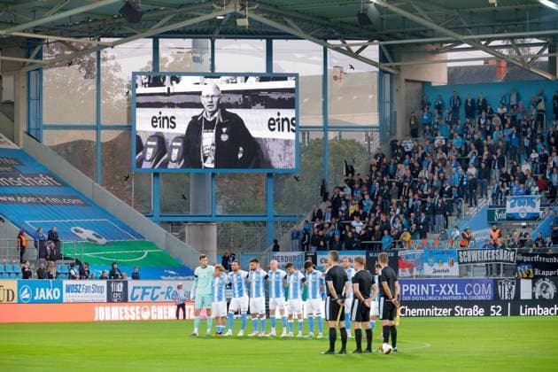 CFC vs SV Babelsberg 03 16.09..2026 Chemnitz, eins Stadion- An der Gellertstrasse, Fussball, Regionalliga Nordost 2026 2027, 9. Spieltag, CFC, CFC vs SV Babelsberg 03 Gedenkminute für den kürzlich verstorbenen Eberhard Vogel Chemnitz Sachsen BRD