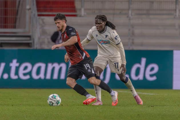 Ingolstadt, Deutschland 08. August 2026: 3. Liga - 2026 2027 - Sp. 6 - FC Ingolstadt 04 gegen TSG Hoffenheim II Im Bild: v. li. im Zweikampf Linus Rosenlöcher Rosenloecher (FCI) und Luis Engelns (TSG II) DFB DFL regulations prohibit any use of photographs as image sequences and or quasi-video Audi Sportpark Bayern Copyright: xFotostandx xSchäferx