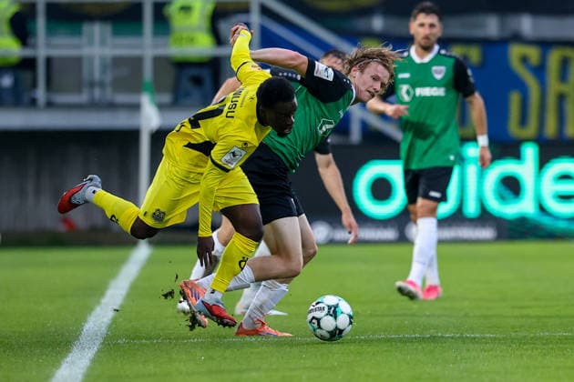 2026.09.16, xkwix, Fußball, 3.Liga, Preußen Muenster - 1. FC Saarbruecken, Preußenstadion, 6.Spieltag, Saison 2026 2027: Kelsey Owusu (1. FC Saarbruecken 31) im Zweikampf gegen Niklas Varelmann (Preussen Muenster 36) DFB regulations prohibit any use of photographs as image sequences and or quasi-video. Photo: xKamilxWilkowskixPressefotoKochx Nordrhein-Westfalen Deutschland