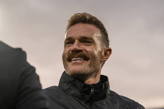 Rostock, Deutschland 16. September 2026: 3. Liga - 2026 2027 - Sp. 6 - FC Hansa Rostock gegen VfB Stuttgart II Im Bild: Interims - Trainer Yannic Thiel (Hansa Rostock) lächelnd auf dem Spielfeld. DFB DFL regulations prohibit any use of photographs as image sequences and or quasi-video Copyright: xFotostandx xVoelkerx