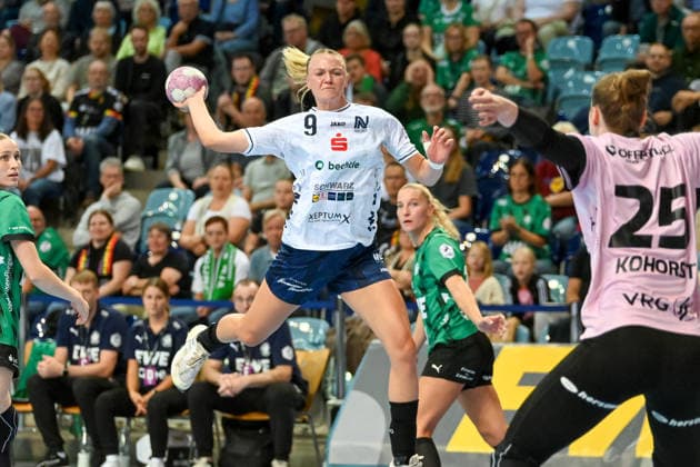 Fanny Elovson (SU Neckarsulm, 09) wirft GER, VfL Oldenburg vs. SU Neckarsulm, ALSCO Handball Bundesliga Frauen, 4. Spieltag, Saison 2026 2027, 16.09.2026, VfL Oldenburg vs. SU Neckarsulm, ALSCO Handball Bundesliga Frauen, 4. Spieltag, Saison 2026 2027, 16.09.2026 Oldenburg Copyright: xEibner-Pressefoto RobertxGertzenx EP_RGN