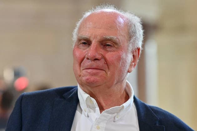 Uli HOENESS (Höness,Ehrenpraesident Bayern Muenchen), Einzelbild,angeschnittenes Einzelmotiv,Portraet,Portrait,Porträt. Markus SOEDER (Ministerpraesident Bayern und CSU Vorsitzender) empfaengt die Meistermannschaften des FC Bayern Muenchen im Kuppelsaal in der Staatskanzlei in Muenchen am 16.09.2026.