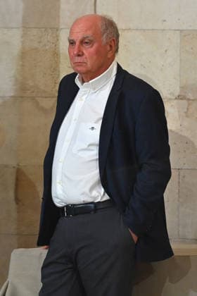 Uli HOENESS (Höness,Ehrenpraesident Bayern Muenchen). Einzelbild,angeschnittenes Einzelmotiv,Halbfigur,halbe Figur. Markus SOEDER (Ministerpraesident Bayern und CSU Vorsitzender) empfaengt die Meistermannschaften des FC Bayern Muenchen im Kuppelsaal in der Staatskanzlei in Muenchen am 16.09.2026.