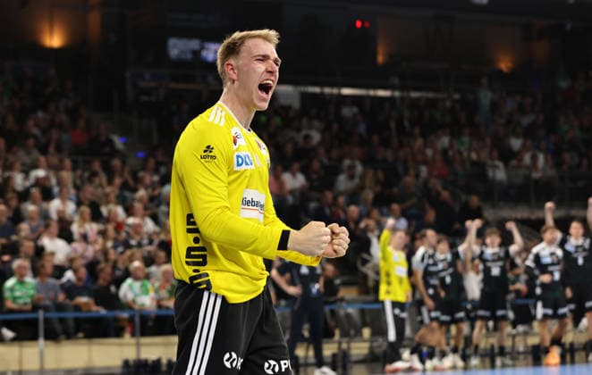 Torwart Lasse Ludwig jubelt nach Parade Freude Emotion Jubel Handball CL Championsleague Champions League Herren 2. Spieltag Saison 2026 2027 16.09.2026 Füchse Berlin vs. One Veszprem HC in der Max Schmeling Halle