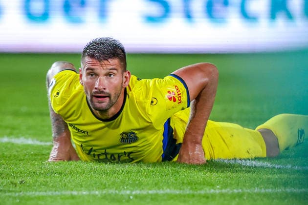 2026.09.16, xkwix, Fußball, 3.Liga, Preußen Muenster - 1. FC Saarbruecken, Preußenstadion, 6.Spieltag, Saison 2026 2027: Kai Bruenker (1. FC Saarbruecken 9) schaut enttaeuscht auf dem Boden liegend nach vergebener Chance DFB regulations prohibit any use of photographs as image sequences and or quasi-video. Photo: xKamilxWilkowskixPressefotoKochx Nordrhein-Westfalen Deutschland