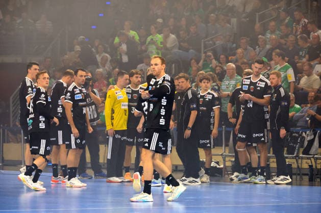 16.09.2026, GER Deutschland, Handball, EHF Champions League, 16.09.2026, Saison 2026 2027, Berlin, Fuechse Berlin vs Veszprem HC Fuechse-Spielerkreis, Mathias Gidsel ( Fuechse Berlin 19 ) nordphoto GmbH Engler Berlin Max-Schmeling-Halle Berlin Deutschland Copyright: xNordphotox xEnglerx