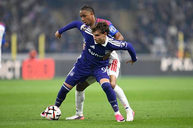 RSC Anderlecht v Olympique Lyon - UEFA Europa League ANDERLECHT, BELGIUM - SEPTEMBER 16 : Cvetkovic Mihajlo forward of RSC Anderlecht in action during the UEFA Europa League 2026 27 League Phase MD1 match between RSC Anderlecht and Olympique Lyon on September 16, 2026 in Anderlecht, Belgium, 16 09 2026 Anderlecht Belgium  Copyright: xNicoxVereeckenx
