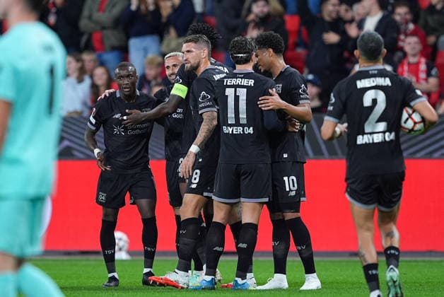 16.09.2026, xydrx, Herren, Fußball, Europa League, Bayer 04 Leverkusen - NK Celje, Saison 2026 2027, BayArena: Torjubel nach dem Tor zum 1:0 für Bayer 04 Leverkusen durch Torschütze Aleix Garcia (Bayer 04 Leverkusen, 24) zusammen mit Robert Andrich (Bayer 04 Leverkusen, 8) und Martin Terrier (Bayer 04 Leverkusen, 11) Regulations prohibit any use of photographs as image sequences and or quasi-video. Copyright: HMBxMedia YannisxDreimann